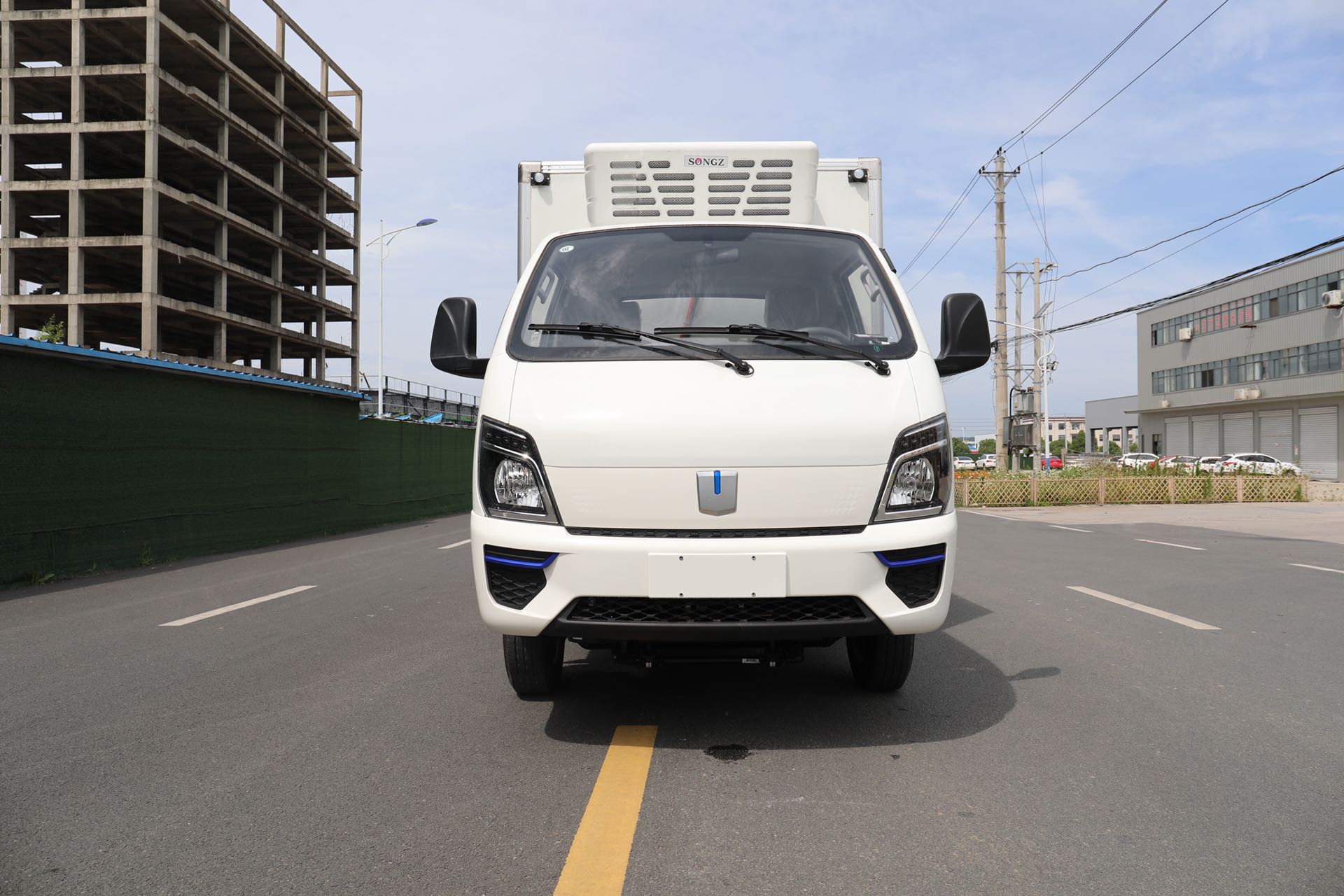 吉利 鋒銳V5E純電動(dòng)冷藏車